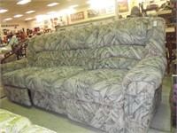 SOFA WITH INCLINERS
