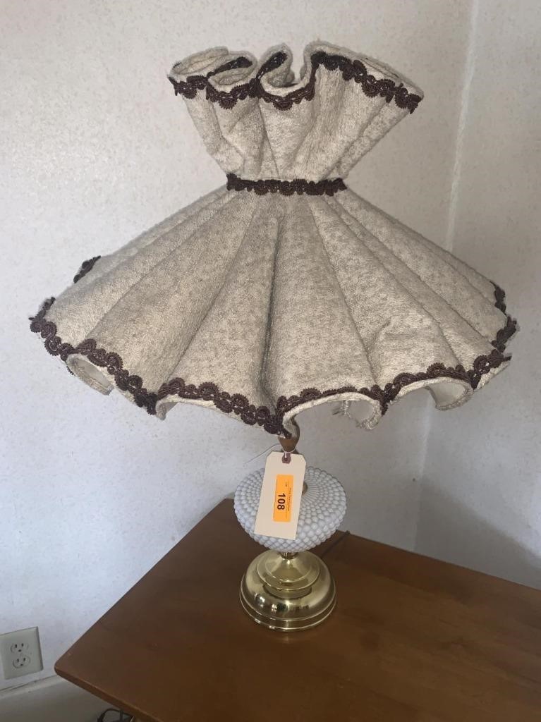 White Hobnail Lamp With Shade, Vintage Hobnail Lamp Shade