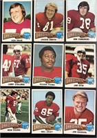 LOT OF (9) 1975 TOPPS FOOTBALL CARDS (ST. LOUIS CA
