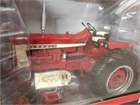 Precision #4 The Farmall 806 tractor  1/16