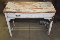 VINTAGE DESK ! -BK