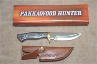 NEW PACKWOOD HANDLE HUNTING KNIFE ! -C-1