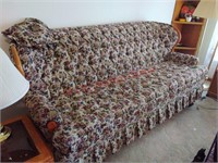 Victorian style sofa couch, England/ Corsair