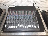 MACKIE DESIGNS CR1604 16 CHANNEL MIC/LINE MIXER