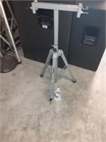 DYNASTY DRUM STAND