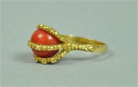 18K ITALIAN CORAL & CLAW RING