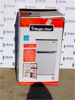 MAGIC CHEF HMDR310SE COMPACT REFRIGERATOR/FREEZERT