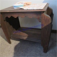 Wood table w/magazine holder