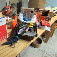 Saw horse/plyboard table & misc contents