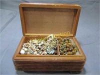 JEWERLY BOX WITH MISC