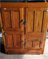 Rare Exceptional Oak 4 Door IceBox w/ Original