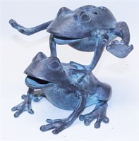 Metal Leap Frog Statue
