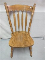 WOODEN ARROW BACK ACCENT CHAIR