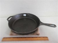 LARGE CAST IRON PAN