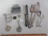 MIX OF ANTIQUE SILVER ITEMS