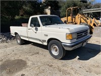 1990 Ford F-250 Straight 6 Cyl. 5 Speed