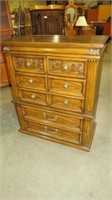 OAK CHEST OF 5 DRAWERS W/ROLLERS