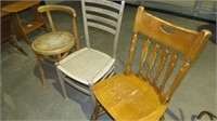 3 COUNTRY WOOD CHAIRS