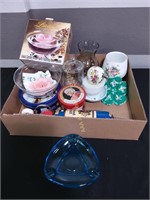 MCM ashtray and assortment of glassware