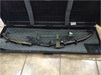 VINTAGE BEAR COMPOUND BOW WITH CASE