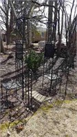 METAL GARDEN TRELLIS WITH GATES & SEATS