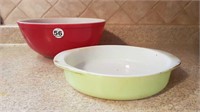 VINTAGE PYREX MIXING BOWL & PIE PLATE