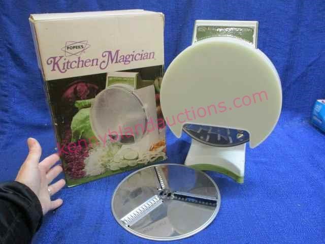 Vintage Kitchen Magician Food Cutter W