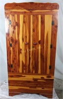 Cedar Wood Wardrobe Closet