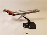 Display US Air w/ 3 3/4" Stand