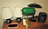 VANITY LAMPS (4) & SMALL ELECTRIC HEATER