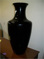 Black Pilgrim Glass Urn