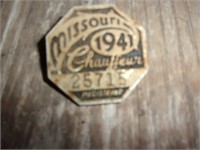 Chauffeur 1941 Missouri badge