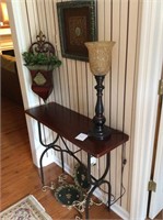 Attractive Foyer Table, Modern