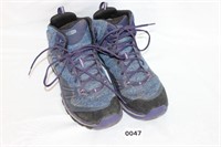 Keen Hiking Boots Womens Size 10