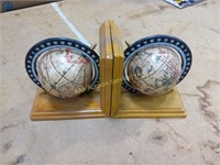 Globe bookends