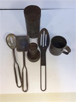 Tin kitchen items
