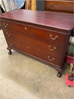 MAHOGANY CHIPPENDALE LOW CHEST
