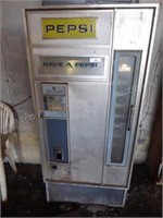 Vintage Pepsi bottle machine AS IS