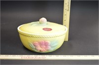 Hull Pottery Oven Proof Covered Dish