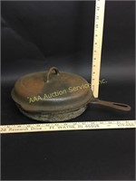 Griswold Cast Iron No. 8 Skillet w/Lid Small Logo