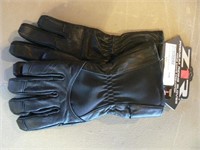 1 women's L riding gloves, retail $59