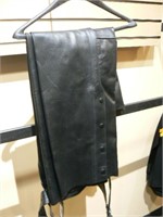 Size XL Z1R black leather Sabot chaps