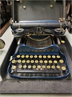 L.C. Smith & Corona, Special Typewriter