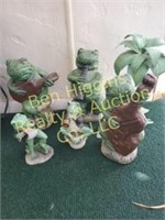 Frog Instrumental Figurine Set w/ palm tree