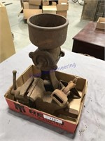 small vice, metal grinder