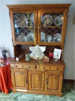Early Amer. China Cabinet (5'8"x 3'6") & contents