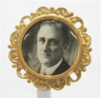 Roosevelt Pin: Portrait pin in metal frame, 1.25"