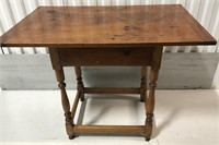 ANTIQUE MASSECHUSETTES DAIRY BARN TABLE