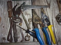 Tools and wood phone box