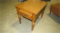 1 DRAWER SOLID WOOD SIDE TABLE 1 DRAWER